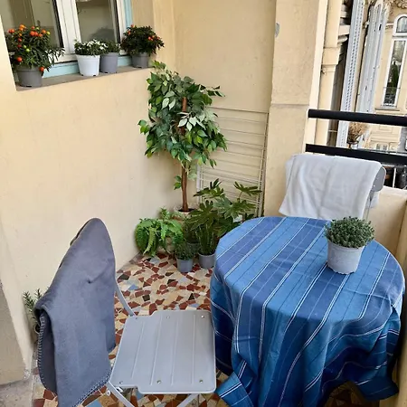 Apartamento Avec Terrasse Pour Amoureux Nice