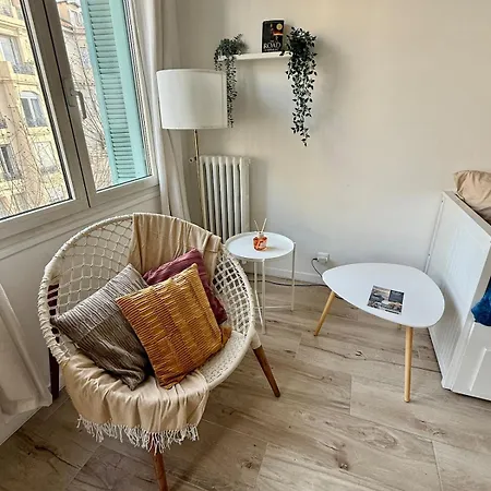 Avec Terrasse Pour Amoureux * Ницца