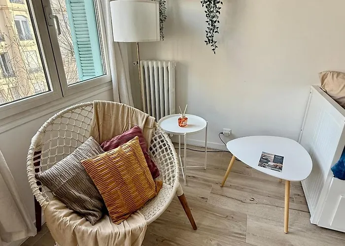 Avec Terrasse Pour Amoureux * Nice