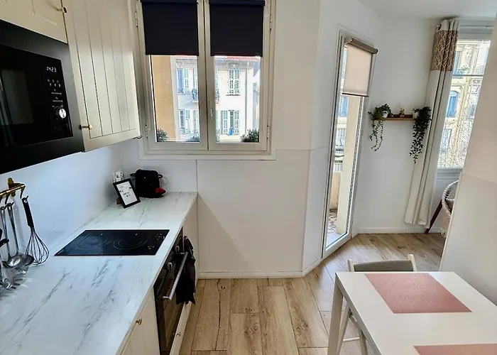 Avec Terrasse Pour Amoureux 公寓 *